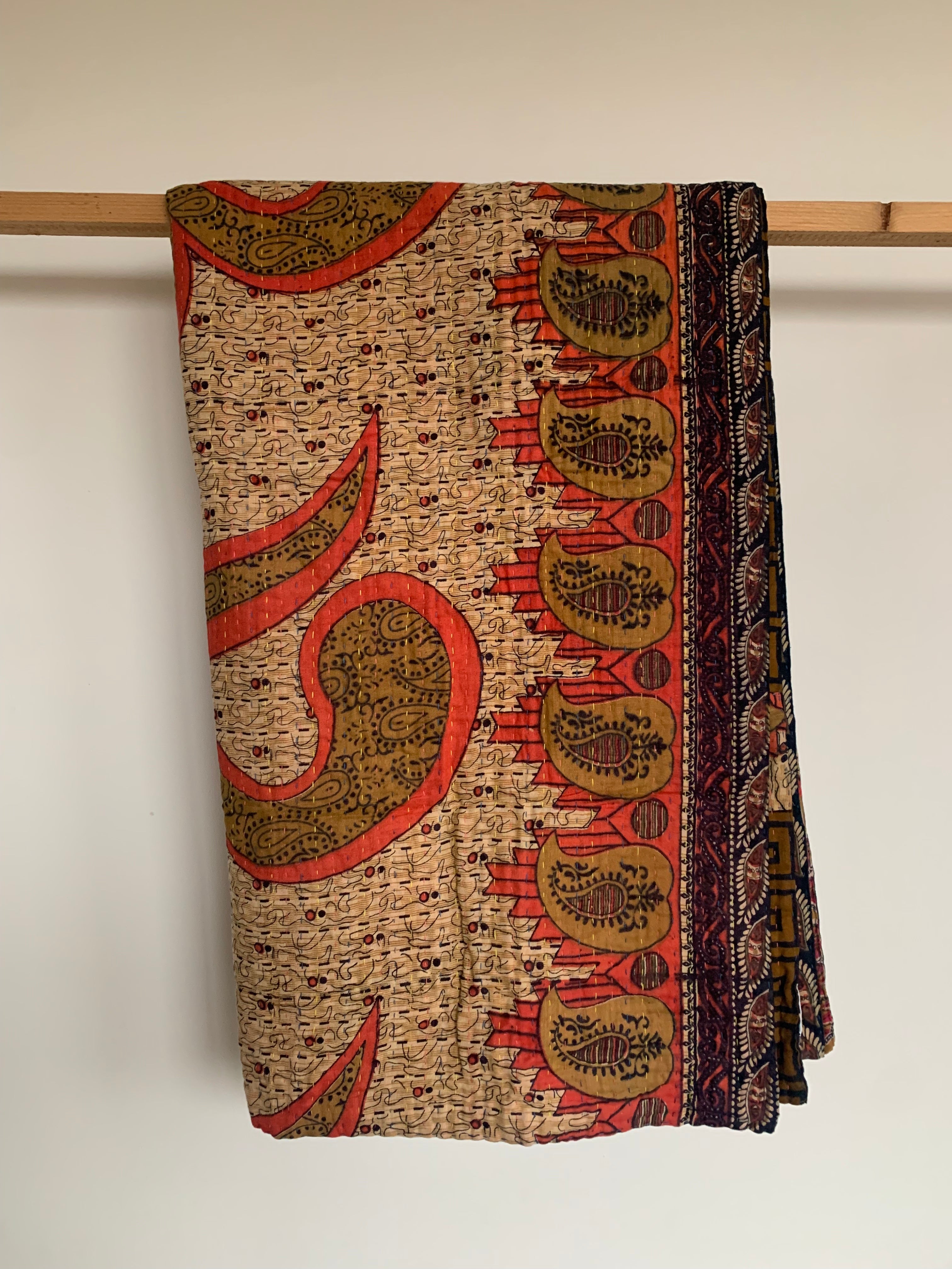 Sonali Medium Vintage Kantha #014
